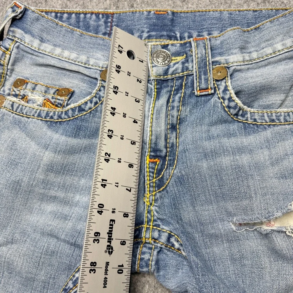 True Religion Jeans Bobby Big T‎ 31x33 Distressed Rips USA Made Denim Bootcut